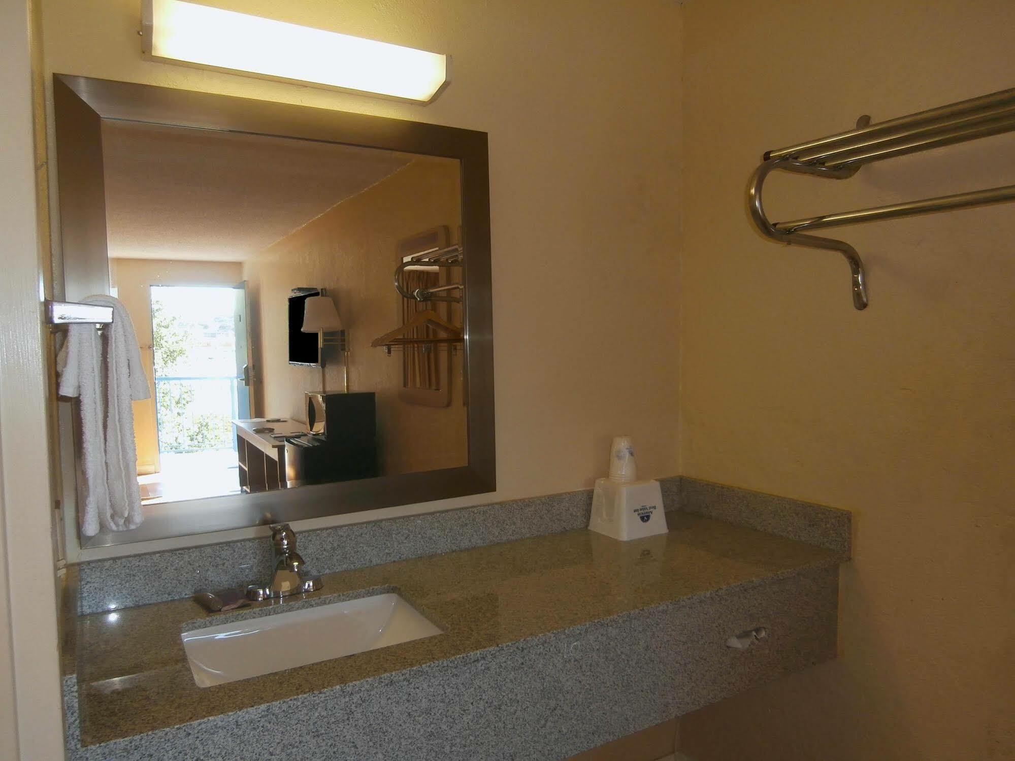 Americas Best Value Inn Tucker Esterno foto